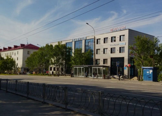 Снять  торговое помещение